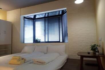 پانسیون Chi House