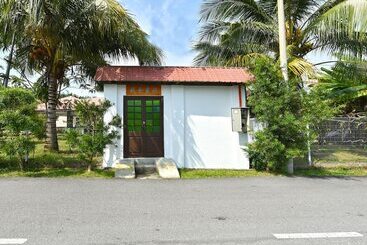 Capital O 90558 My Daddy Farm Chalet