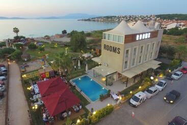 Rooms Smart Luxury Hotel & Beach