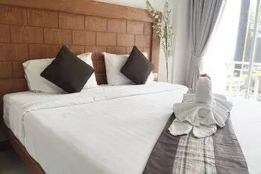 Hotelli Thira Residence Patong