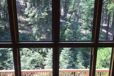 茅舍 Scenic Wonders Dogwood Manor 3 Bedrooms