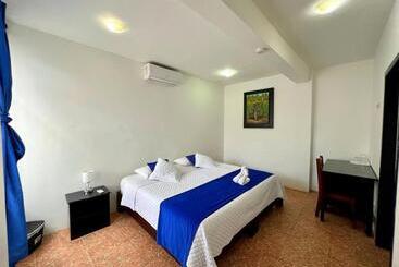 בית מלון כפרי Cally