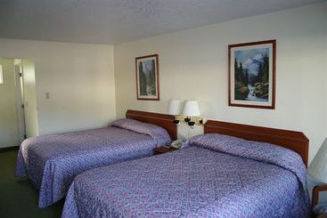 בית מלון כפרי Northwoods Inn