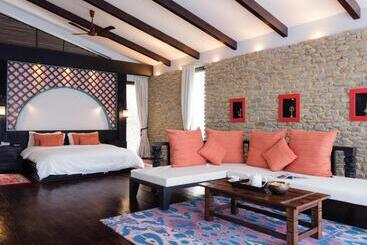 Hotel The Pavilions Himalayas The Farm