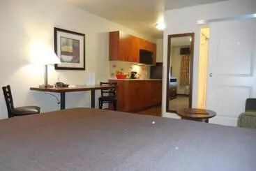 Ledgestone Hotel Vernal