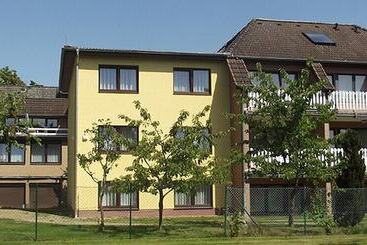 ホテル Am Stern Uelzen