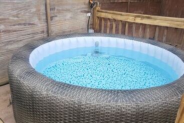 فندق Harmony Tree Resorts Inc