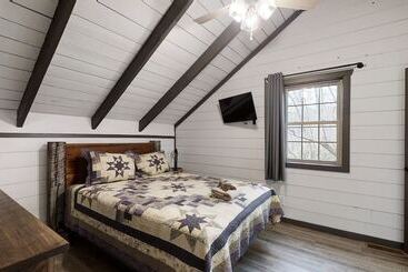 별장 Bigfoots Hideaway