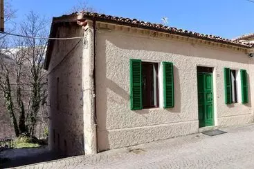 レジデンス Casa Lola A Lovely 3 Bed House In Bolognola