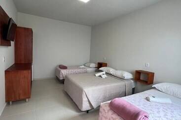 客栈 Pousada Rosália