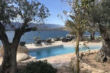 Hotel Maranatha Porto Vecchio