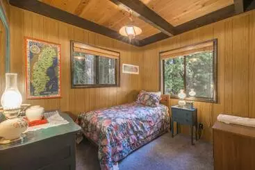 Mökkimajoitus Musketeer By Avantstay Family Friendly Home In Tahoe Swiss Village!