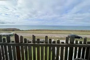 コテージ Sea Facing 2bd Terraced Home  Peacehaven