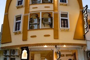 Общежитие Ostelzz By Uddhav Vilas