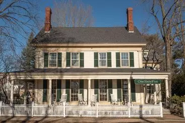 Hotelli Onesixtyfive