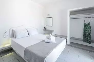 Majatalo Terra Oliva Milos