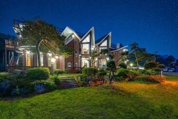 Taean Batgae Ocean Pension