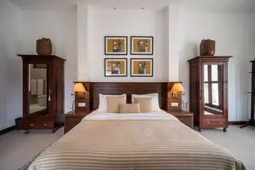 فندق 42 Lighthouse Street