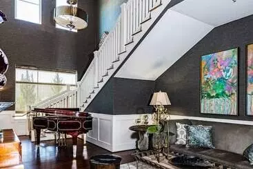 בית מלון כפרי The Inn At The Crossroads