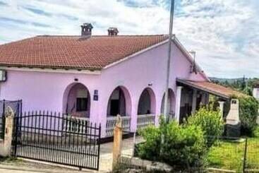 بيت ريفى Haus Stefy