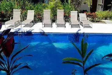 Hotelli Wide Mouth Frog