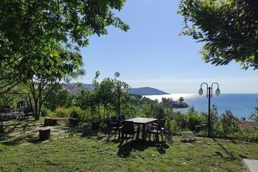 アパートホテル Akasya Apart