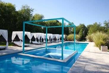 Hotel Estancia La Hungria