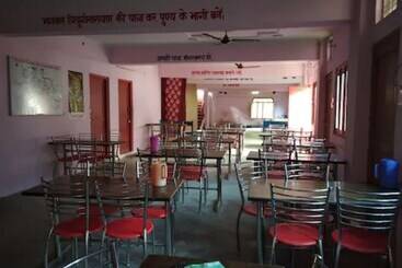 Отель Goroomgoshivalikvalley Resorts Kedarnath