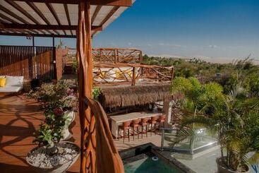 מלון דירות Sun Village Flats