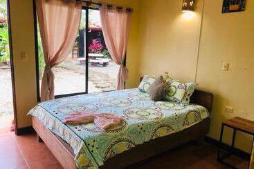 Hotelli Cocodrilo Sierpe