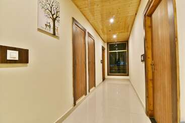 酒店 Goroomgo Mars Resort Manali