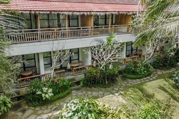 酒店 Manah Shanti Suites By Pramana Villas