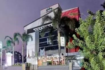 Treebo Symphony Hotels And Resorts Angamally