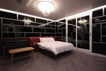 Motel Pohang Haedodong New Bom Stay