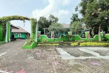 Hotel Bukit Sentabi Penembahen