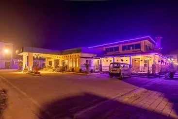 هتل Classic Plaza