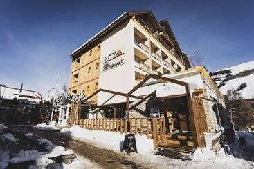 هتل Base Camp Lodge Les 2 Alpes