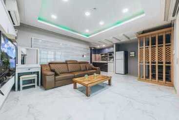 Pohang Cheonnyeonbawi Pension