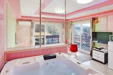 Gapyeong Kumedaehwa Pension