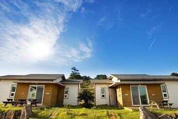 Jeju Seowoobong Pension