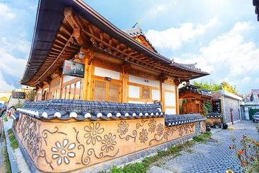 Пансион Jeonju Constellation Hanok Stay