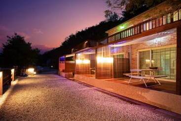 Pocheon Vincent House Pension