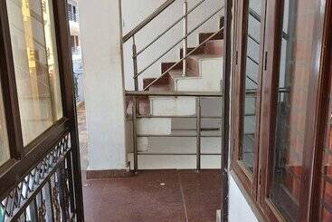 هتل Goroomgo Cottage Orchid Nainital