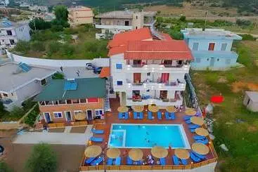 هتل Vila Shpetimi