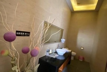 Amani Spa Boutique Motel