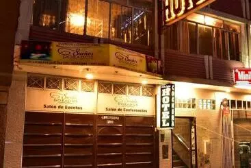 Hotelli Sueños Dorados