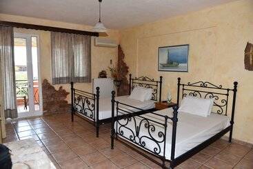 Aparthotel Aphrodites Studios