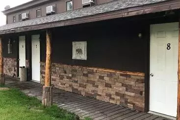 Blue Moon Resort And Motel