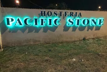 مسافرخانه Hostería Pacific Stone