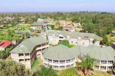 هتل Golden Palm Breeze